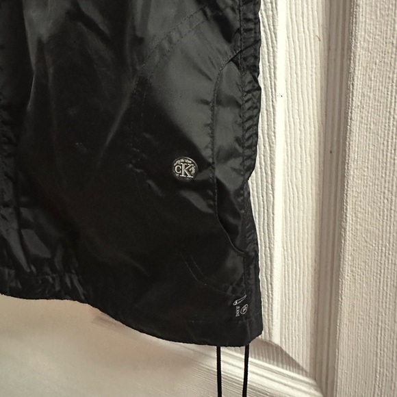 Calvin Klein Vest Size Medium - Picture 12 of 12